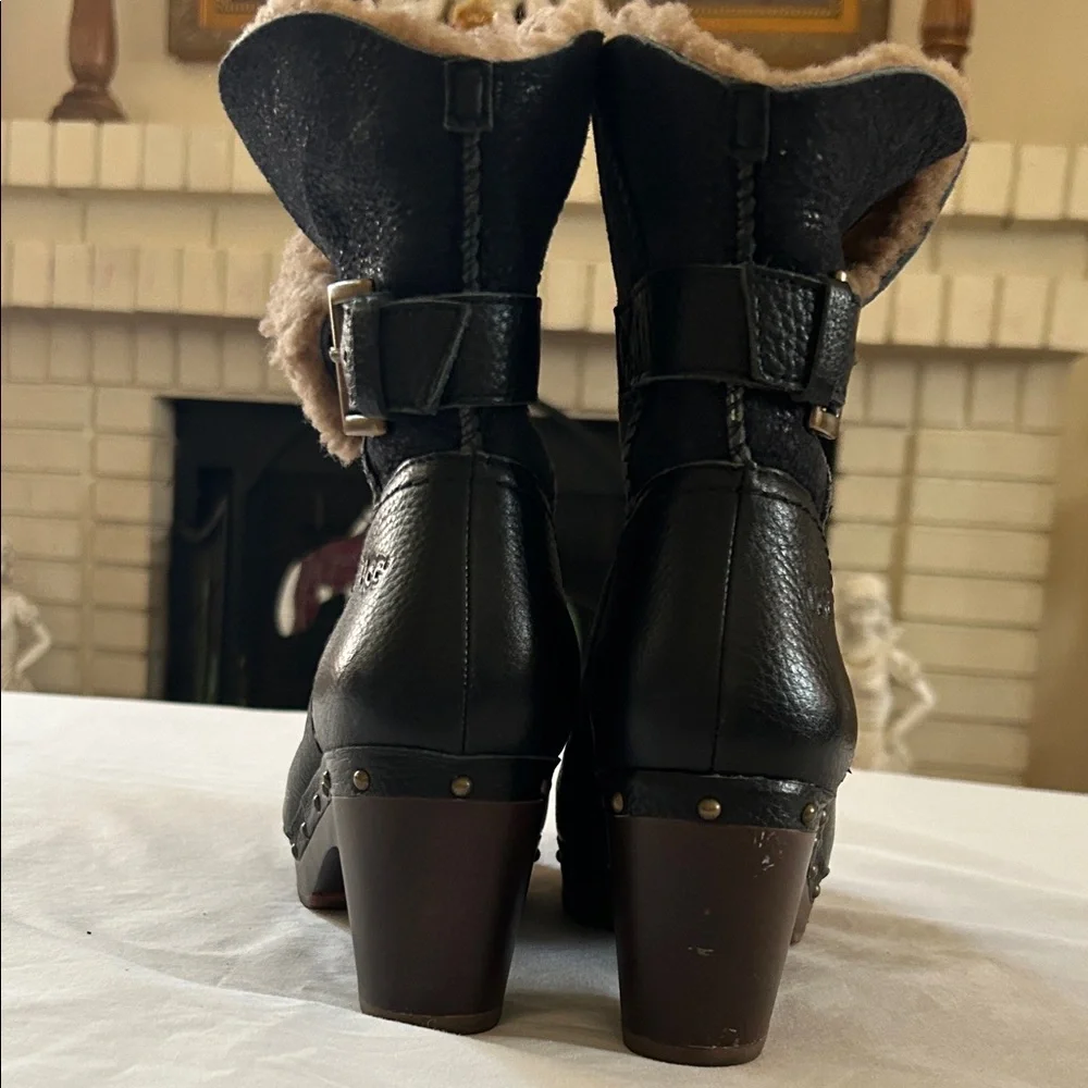 UGG Black Leather Boots with Brown Shearling - Picture 6 of 9